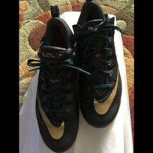 Nike Men’s Zoom. Size 13 Color Black.